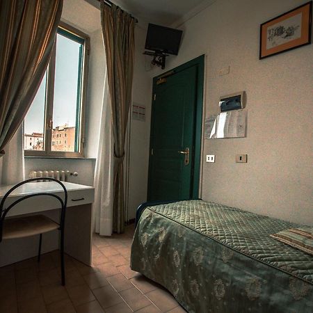 Albergo Guastini Pitigliano Bagian luar foto