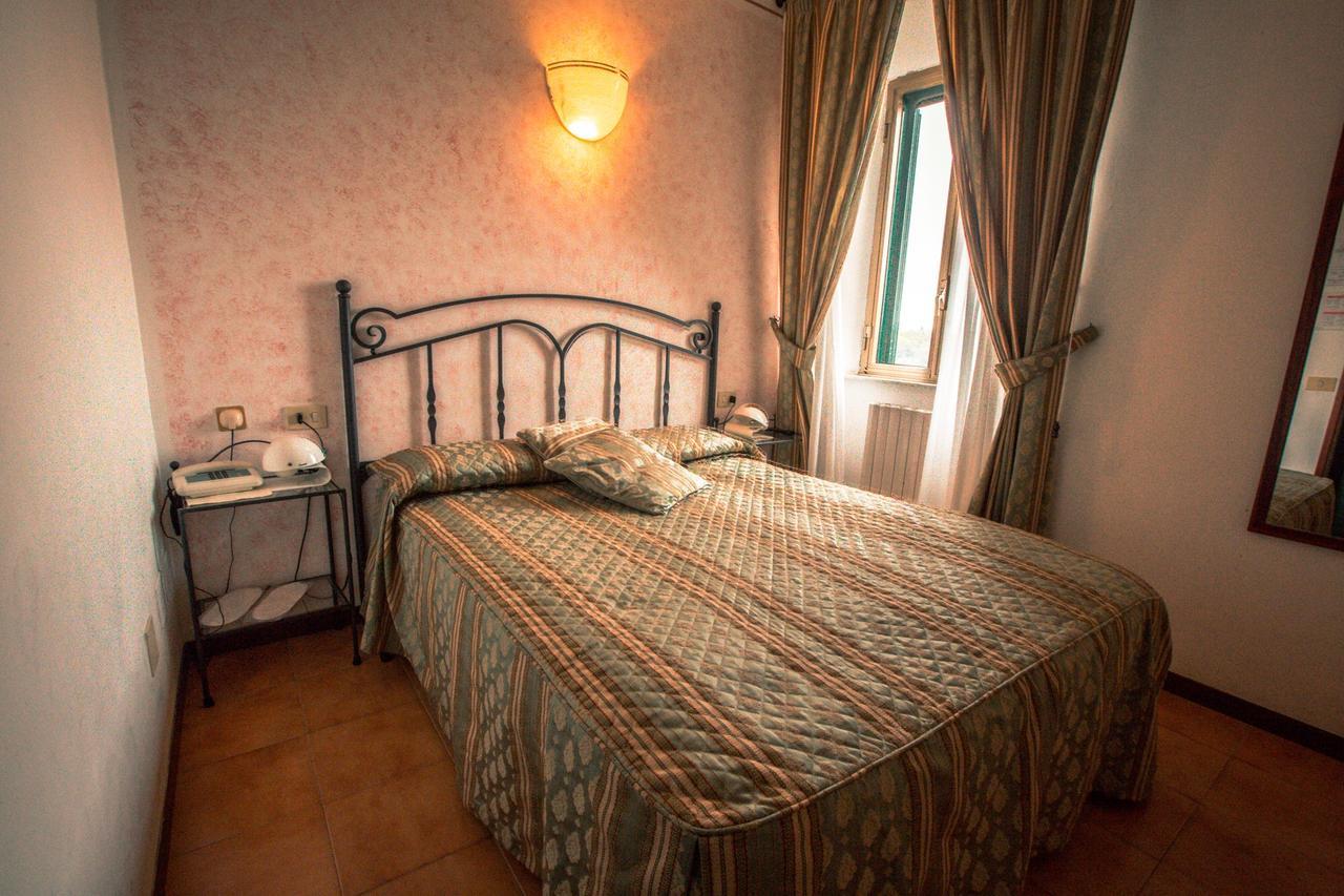 Albergo Guastini Pitigliano Bagian luar foto